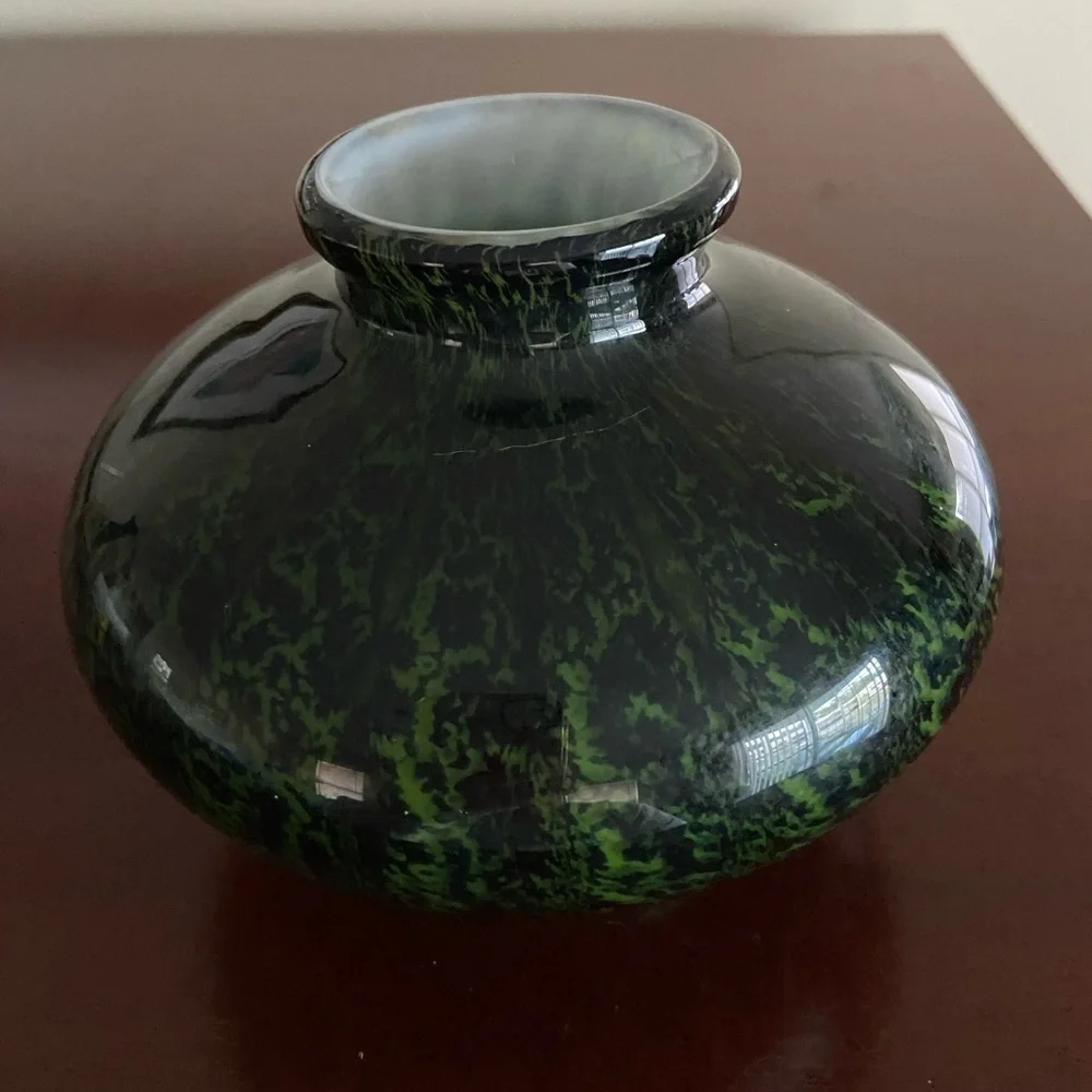 Amazing Mouth-blown Cased Glass Onion Vase Black & Green Alien Speckle w/ White